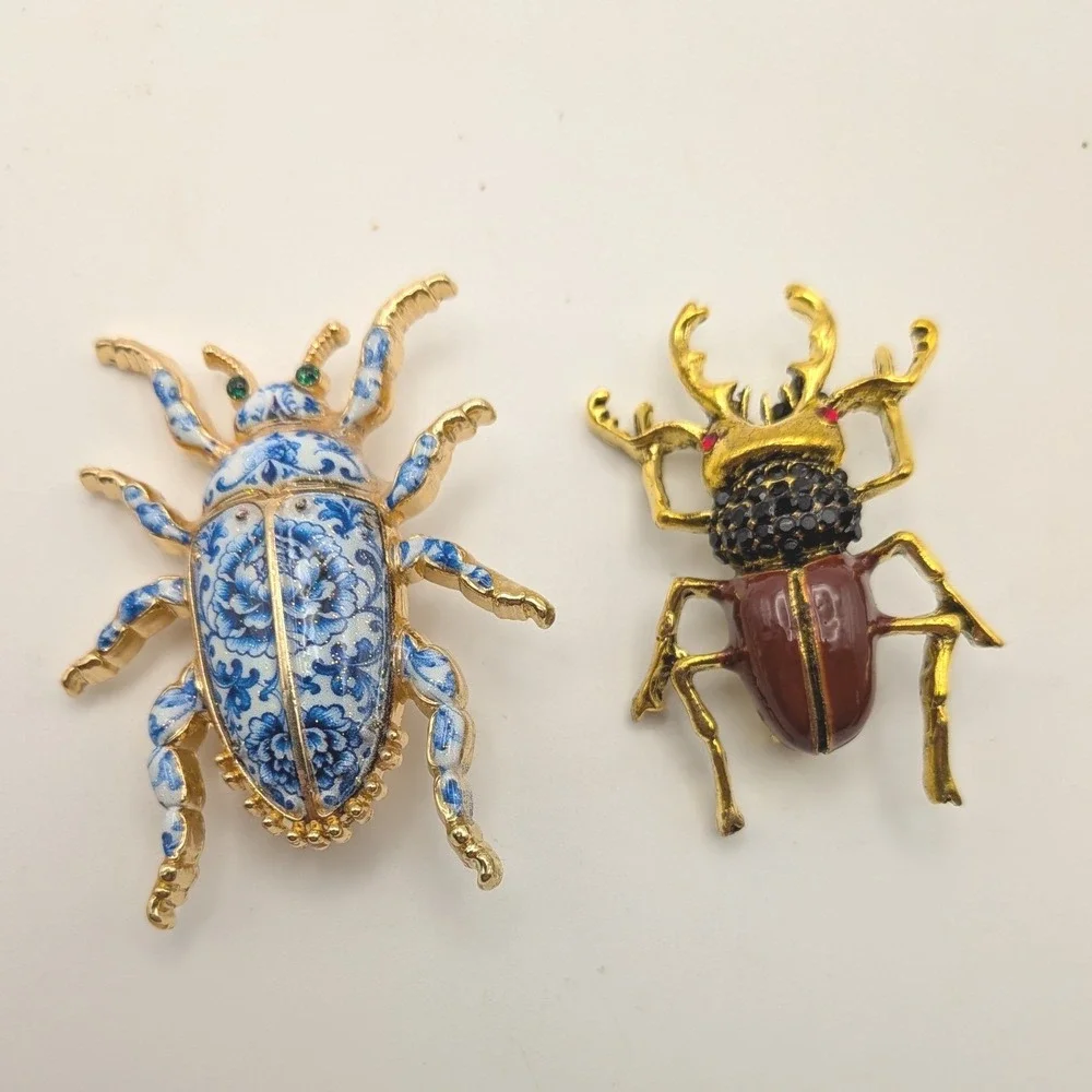 Vintage Inspired Beetle Brooch Blue White Chinoiserie & Enamel Stag Bug Pin